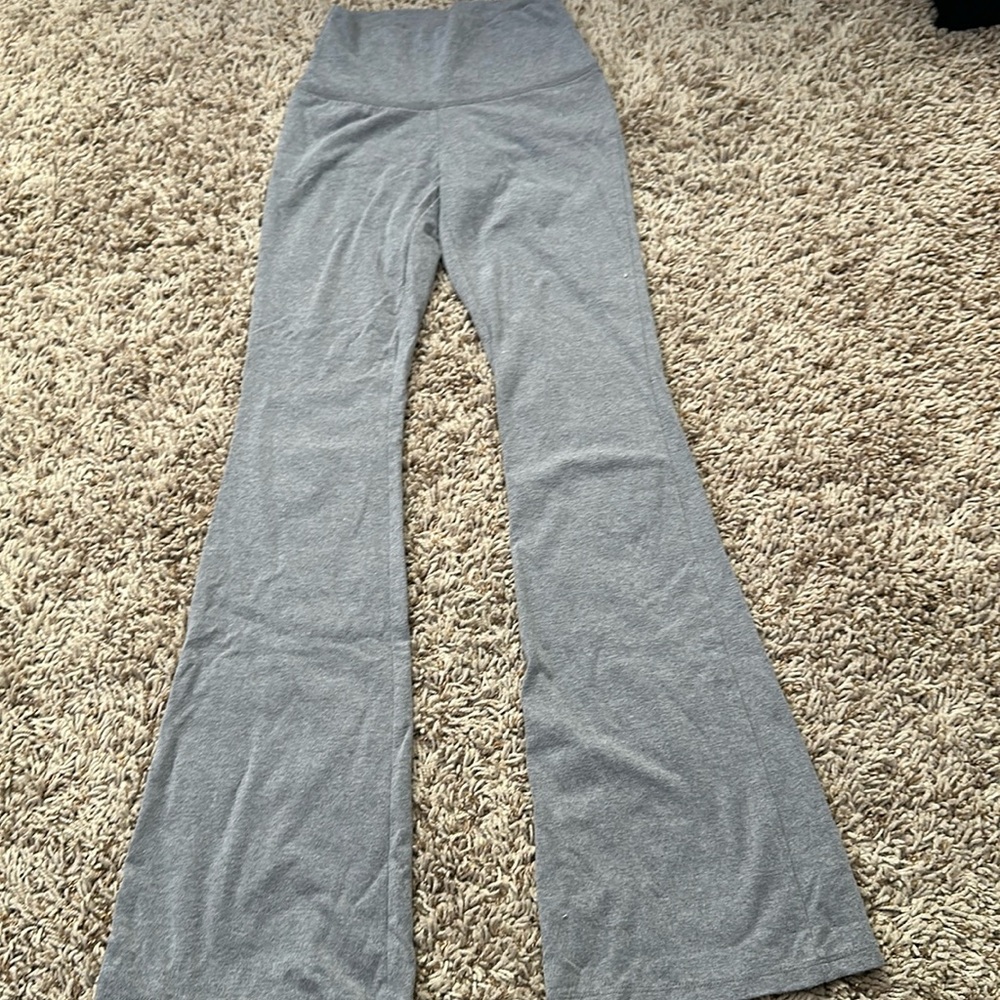 grey flare leggings